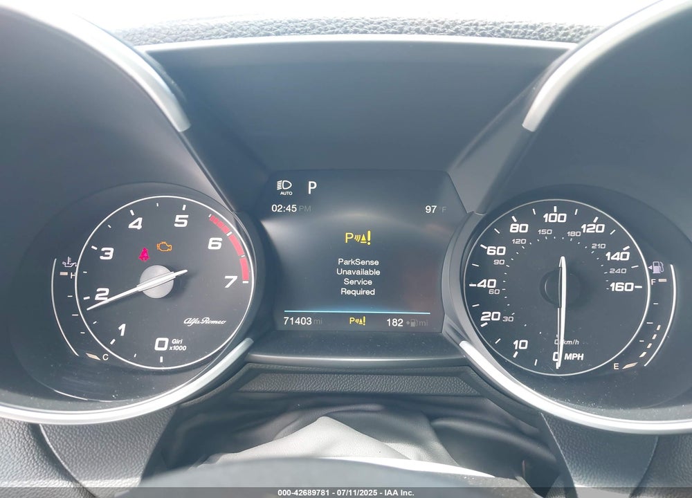 2017 ALFA ROMEO GIULIA VIN: ZARFAECN5H7556695