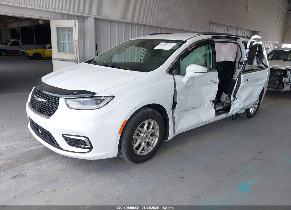 2021 CHRYSLER PACIFICA TOURING L VIN: 2C4RC1BGXMR584613