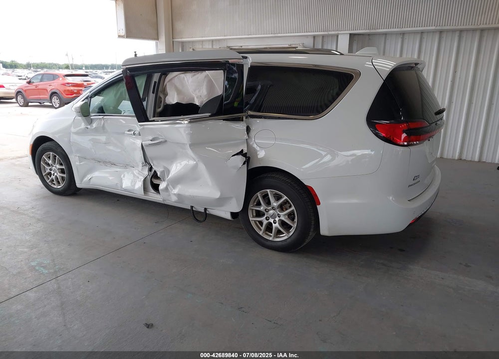 2021 CHRYSLER PACIFICA TOURING L VIN: 2C4RC1BGXMR584613