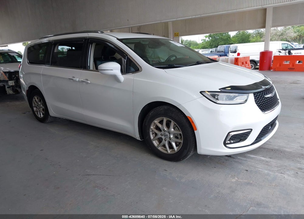 2021 CHRYSLER PACIFICA TOURING L VIN: 2C4RC1BGXMR584613