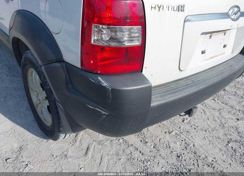 2007 HYUNDAI TUCSON VIN: KM8JN12D07U615657
