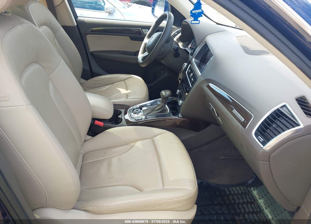 2014 AUDI Q5 VIN: WA1LFAFP1EA065604