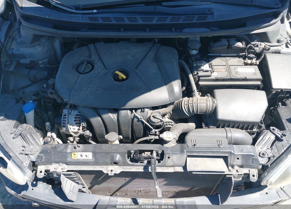 2013 HYUNDAI ELANTRA VIN: 5NPDH4AE1DH274490