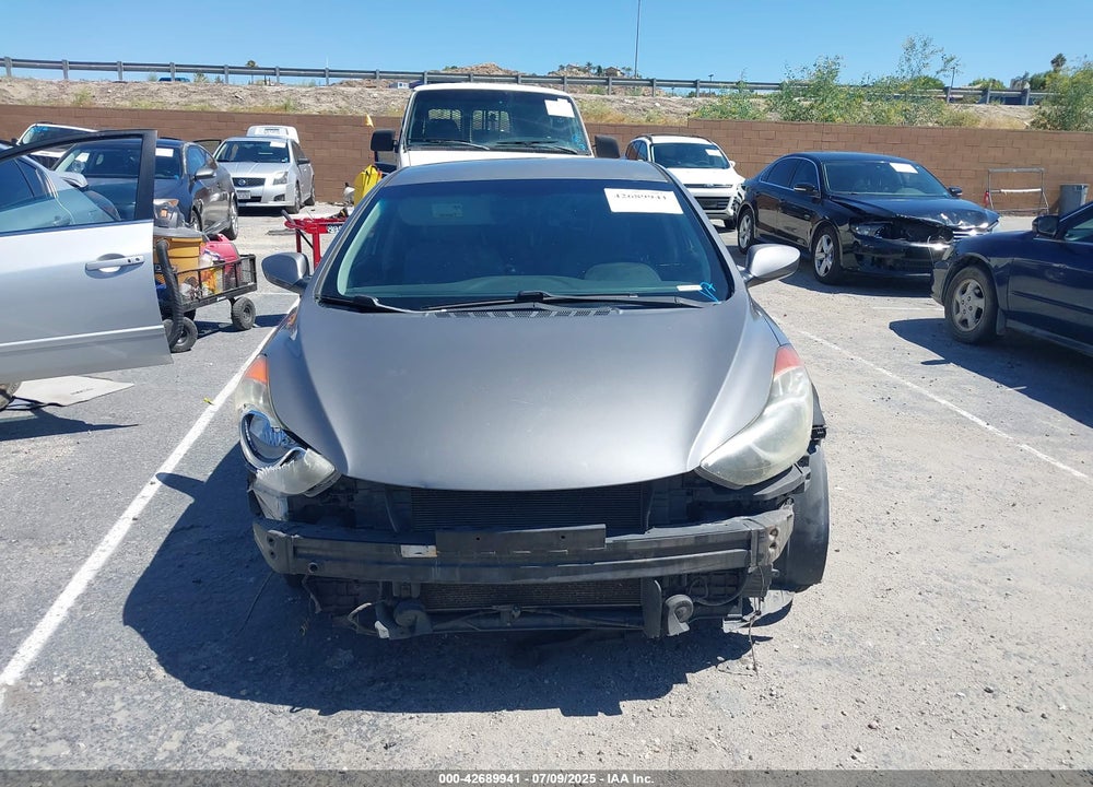 2013 HYUNDAI ELANTRA VIN: 5NPDH4AE1DH274490