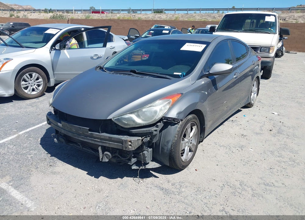 2013 HYUNDAI ELANTRA VIN: 5NPDH4AE1DH274490