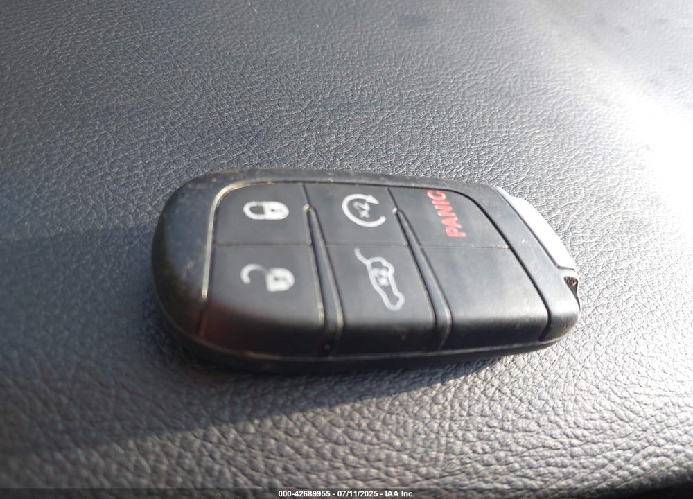 2021 DODGE DURANGO VIN: 1C4RDHDG8MC608256