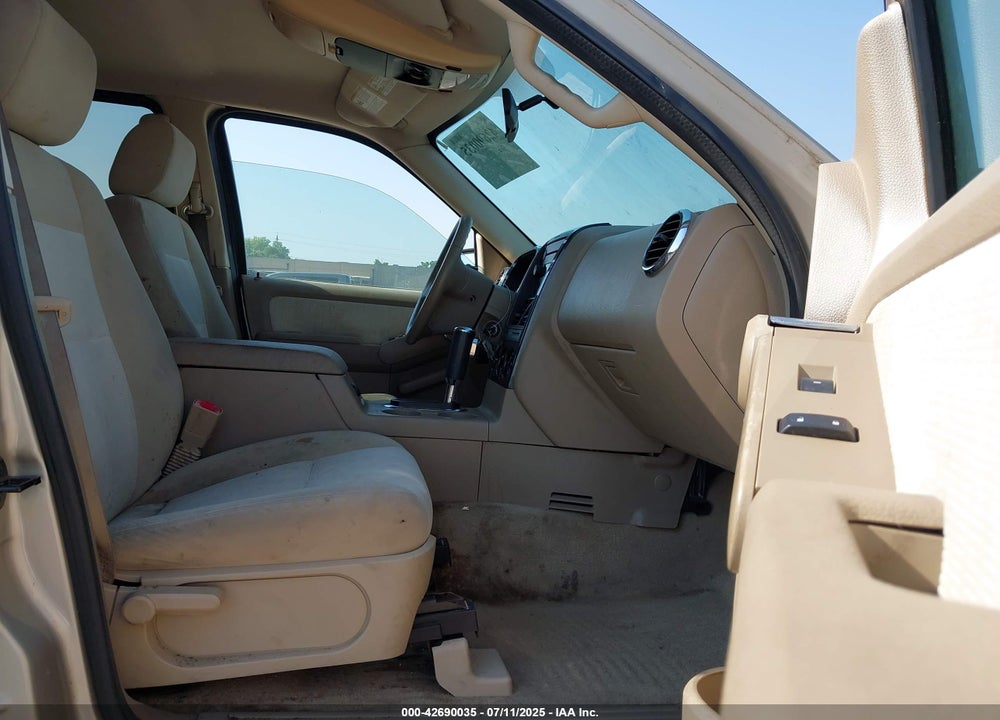 2007 FORD EXPLORER XLT VIN: 1FMEU63E97UA35137