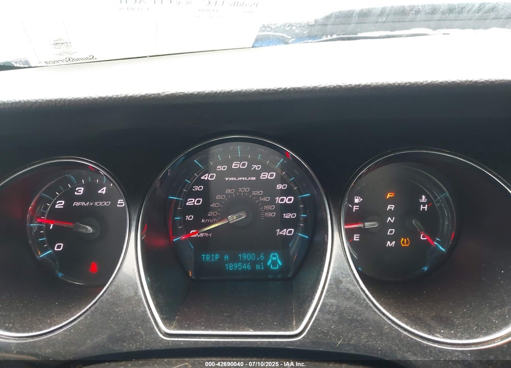2011 FORD TAURUS VIN: 1FAHP2FW9BG164143