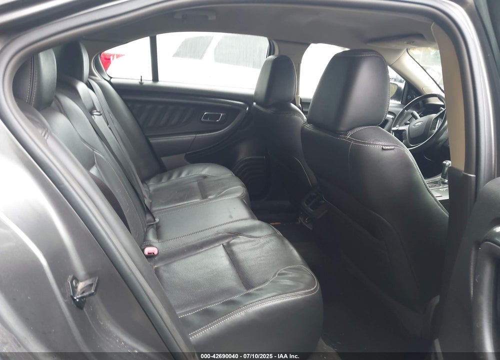 2011 FORD TAURUS VIN: 1FAHP2FW9BG164143