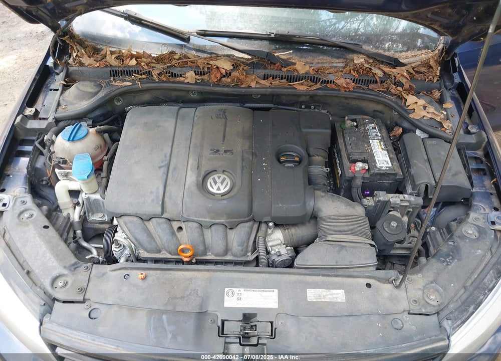 2013 VOLKSWAGEN JETTA VIN: 3VWDP7AJ6DM356188