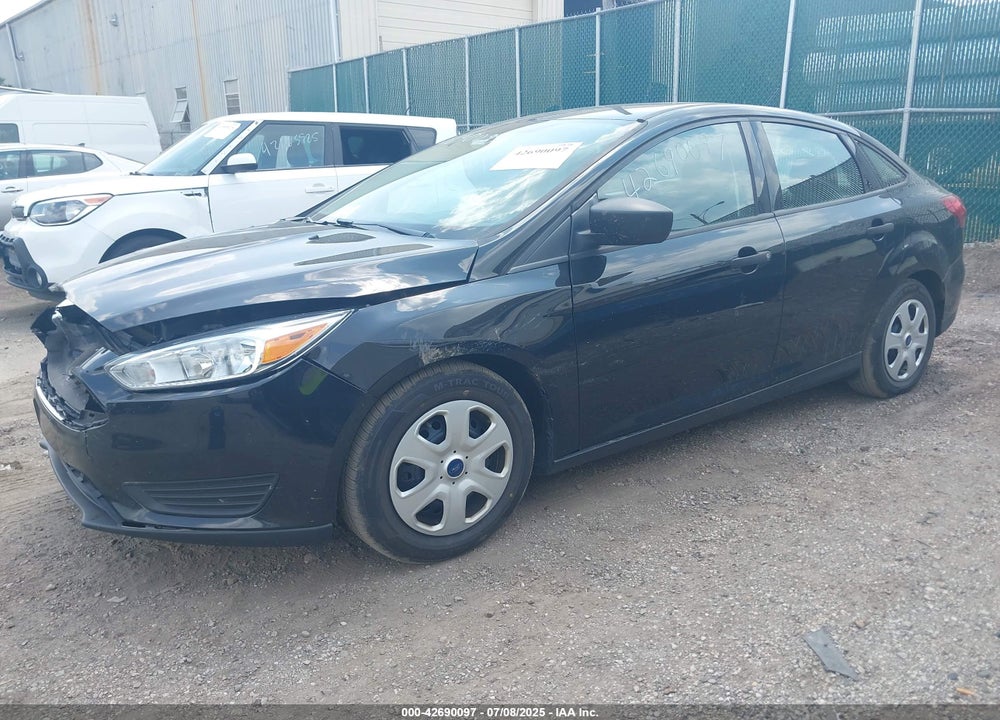 2015 FORD FOCUS S VIN: 1FADP3E20FL280640