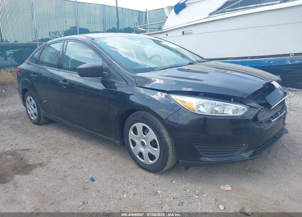 2015 FORD FOCUS S VIN: 1FADP3E20FL280640