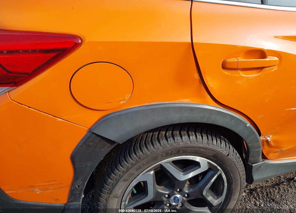 2018 SUBARU CROSSTREK VIN: JF2GTAMC6JH271505
