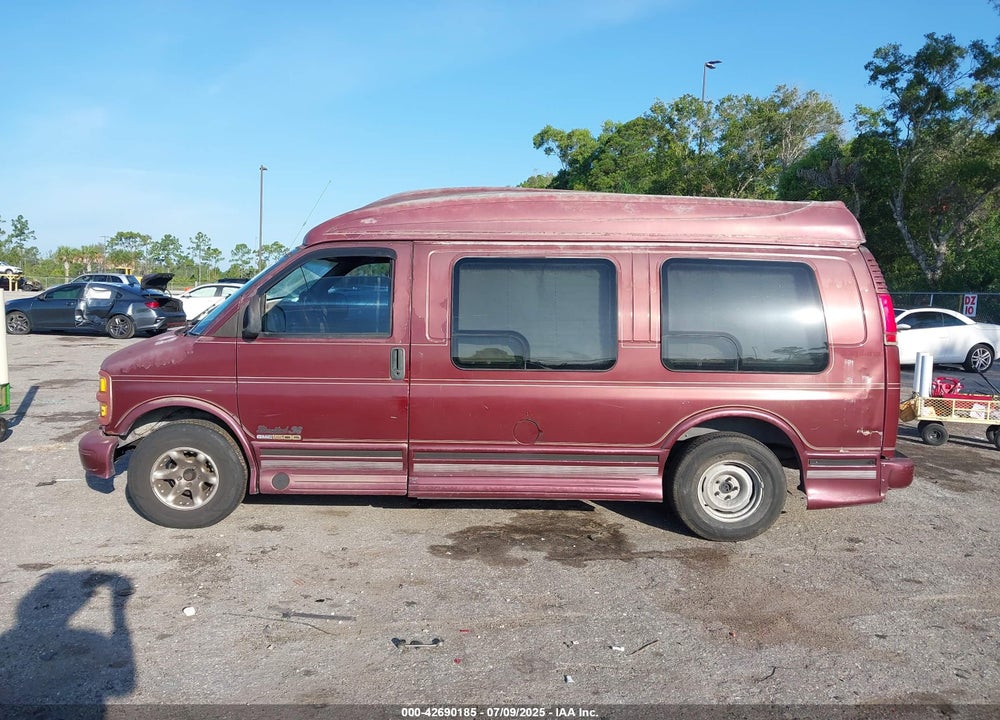 1998 GMC SAVANA RV VIN: 1GDFG15R2W1044728
