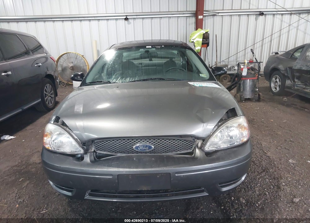 2005 FORD TAURUS SE VIN: 1FAHP532X5A286309