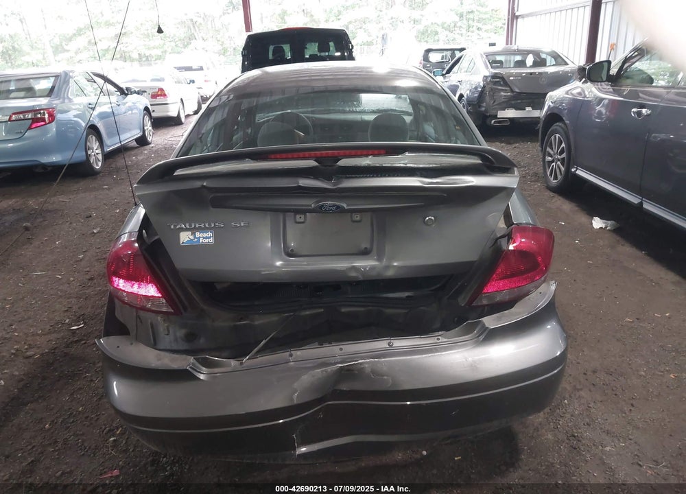 2005 FORD TAURUS SE VIN: 1FAHP532X5A286309