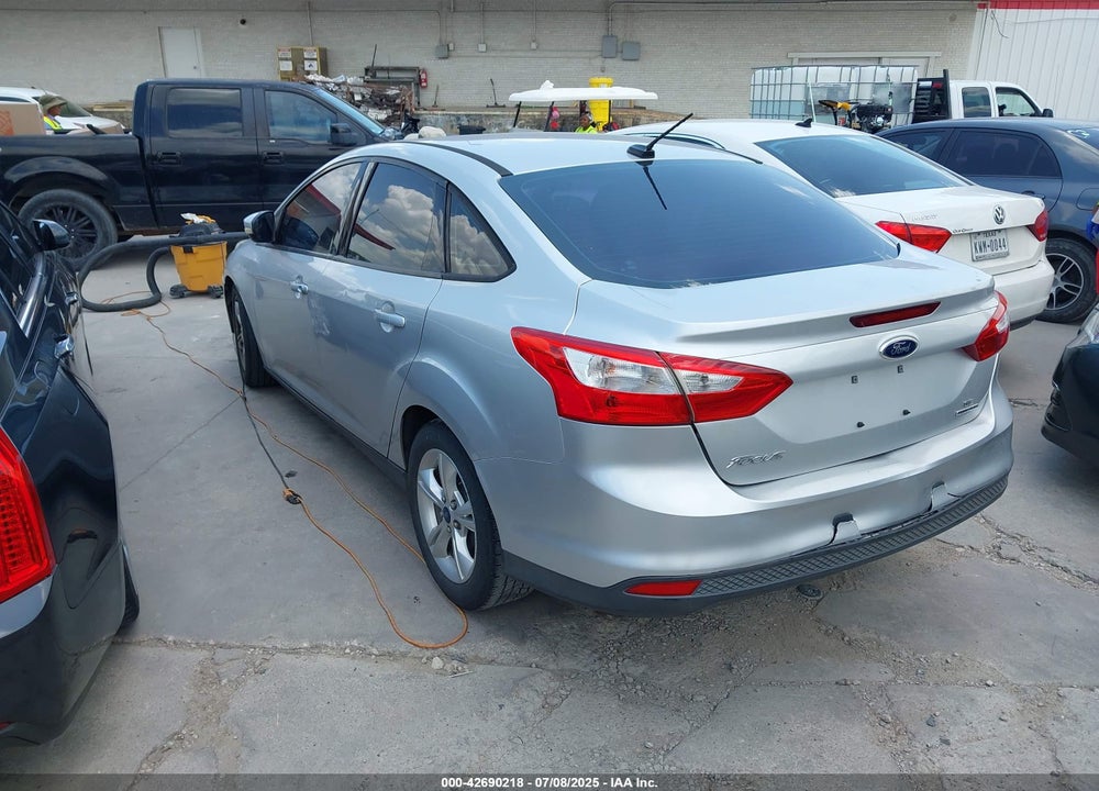 2014 FORD FOCUS VIN: 1FADP3F21EL242301
