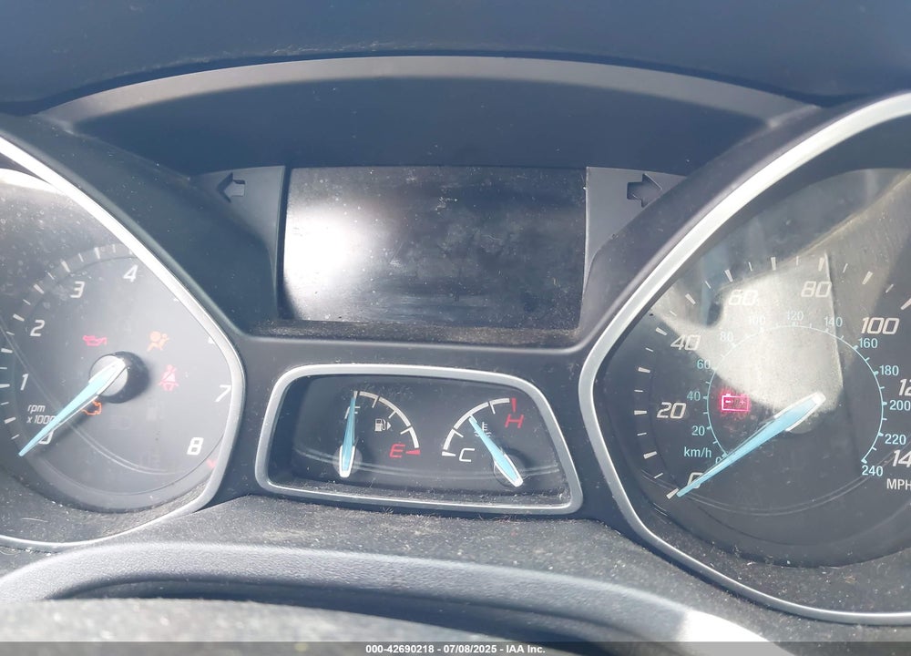 2014 FORD FOCUS VIN: 1FADP3F21EL242301