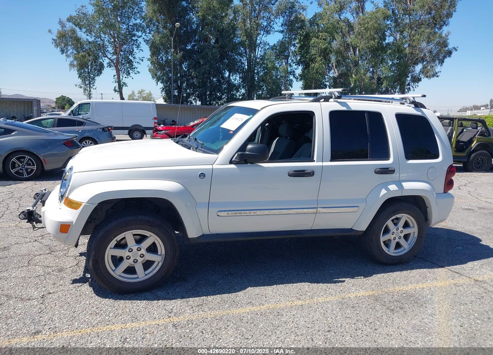 2006 JEEP LIBERTY VIN: 1J4GL58K56W183758