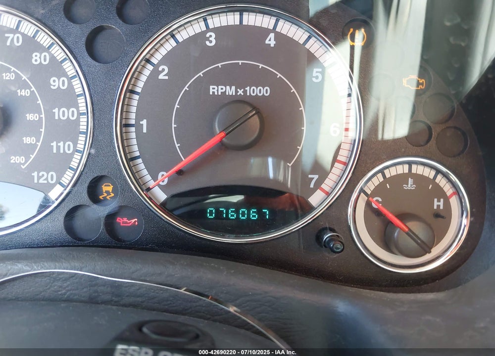 2006 JEEP LIBERTY VIN: 1J4GL58K56W183758