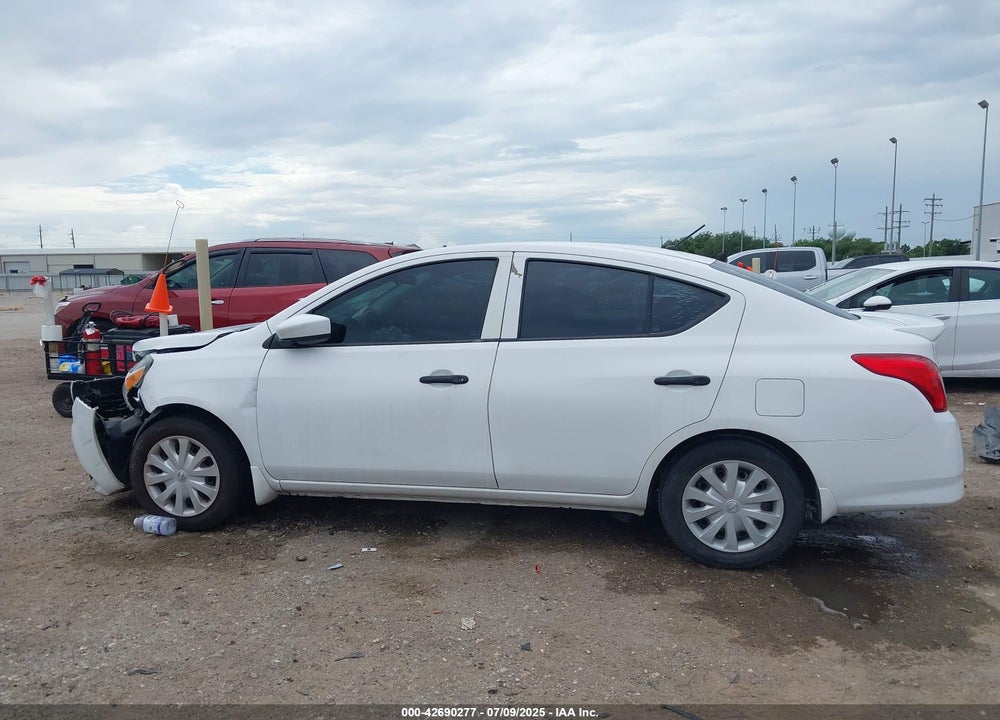 2017 NISSAN VERSA VIN: 3N1CN7AP7HL857033