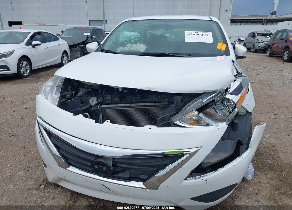2017 NISSAN VERSA VIN: 3N1CN7AP7HL857033