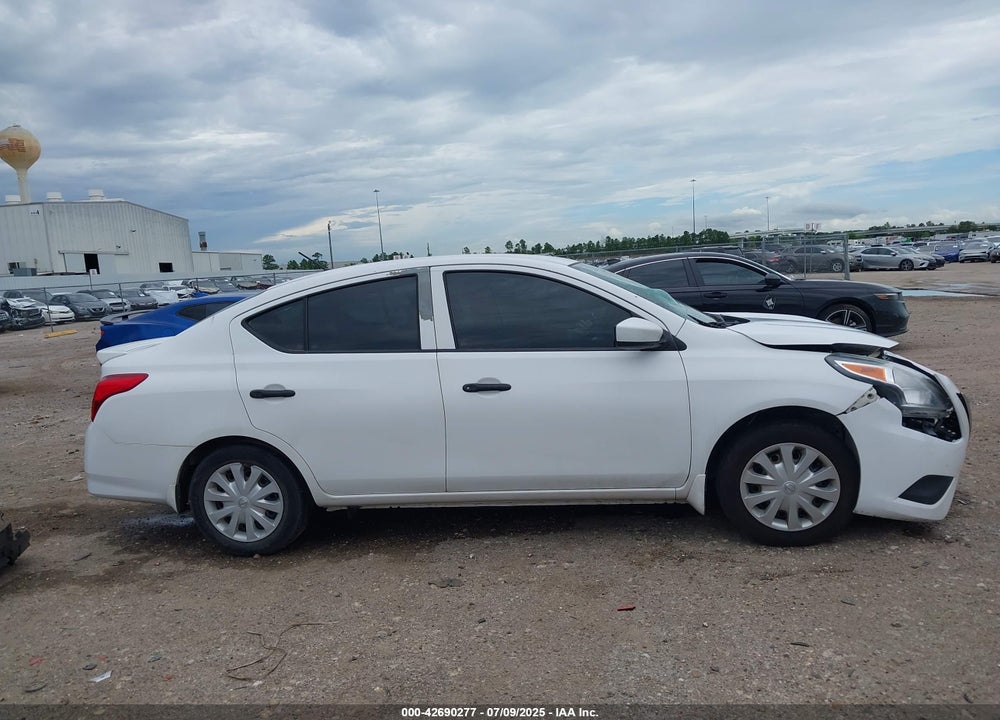 2017 NISSAN VERSA VIN: 3N1CN7AP7HL857033