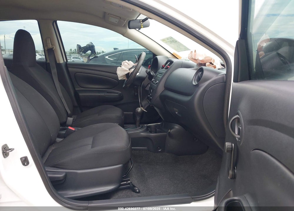 2017 NISSAN VERSA VIN: 3N1CN7AP7HL857033