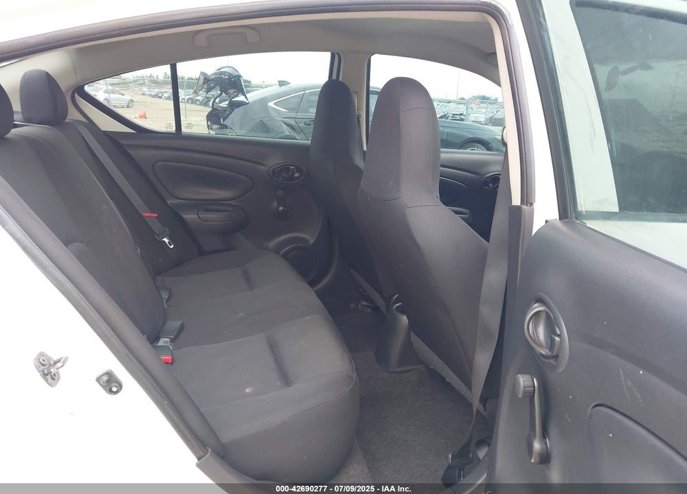 2017 NISSAN VERSA VIN: 3N1CN7AP7HL857033
