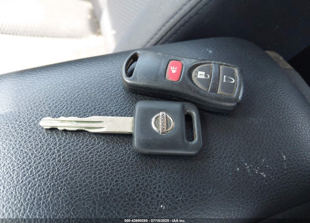 2007 NISSAN VERSA VIN: 3N1BC13E37L398463