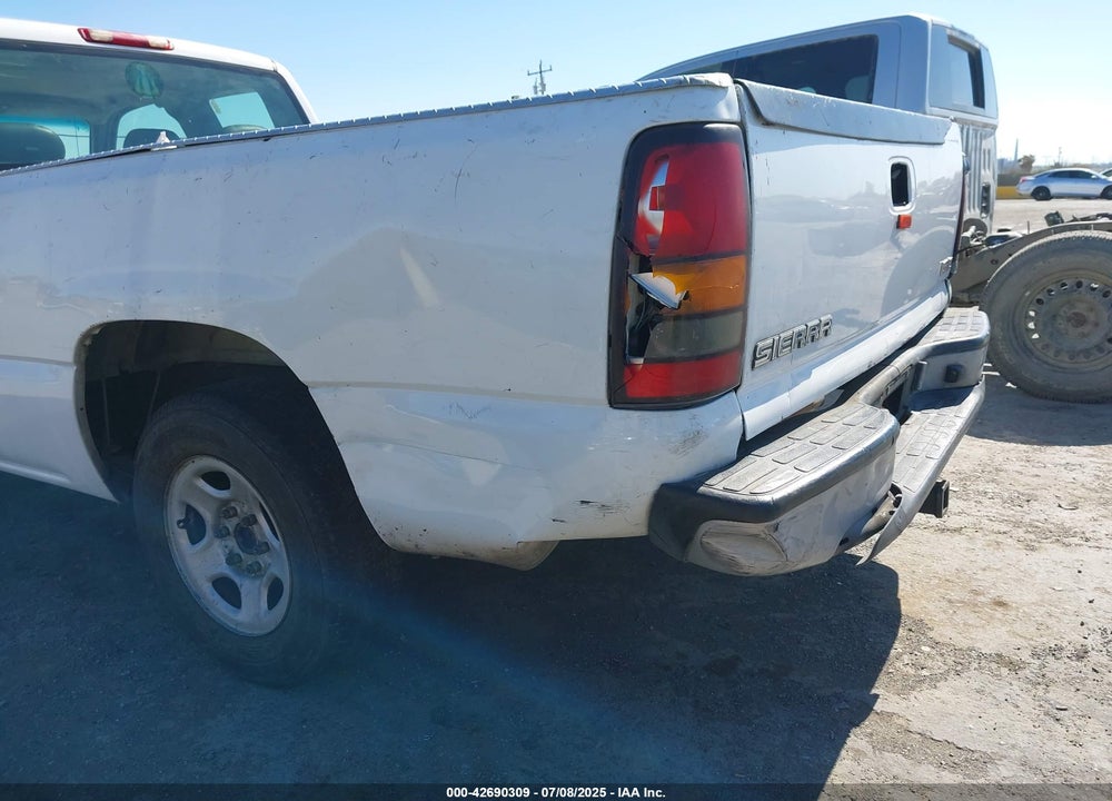 2004 GMC SIERRA 1500 VIN: 1GTEC19T44E127956