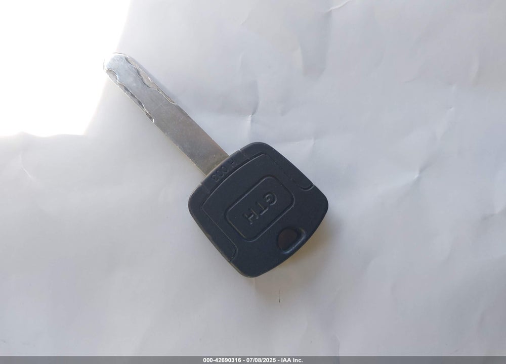 2005 HONDA PILOT EX-L VIN: 2HKYF18695H561081