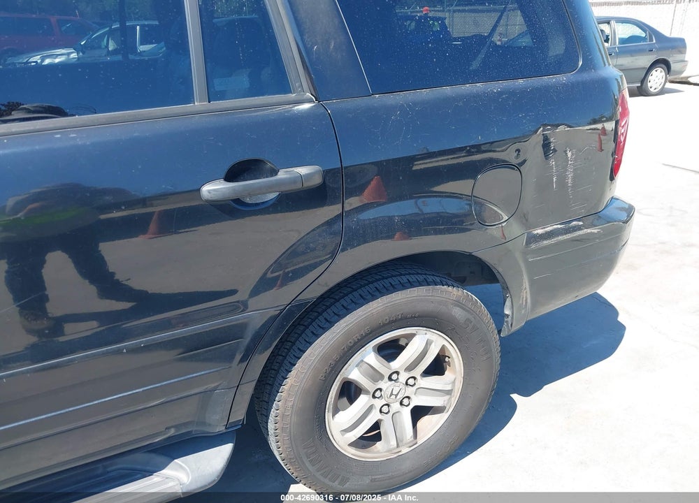 2005 HONDA PILOT EX-L VIN: 2HKYF18695H561081