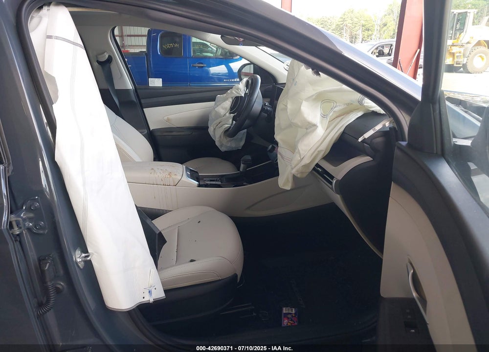2025 HYUNDAI TUCSON VIN: 5NMJCCDE1SH446065