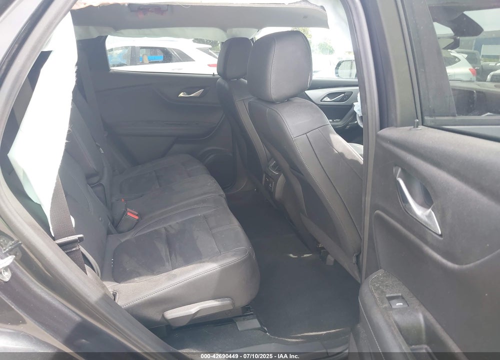 2022 CHEVROLET BLAZER VIN: 3GNKBJR43NS137102
