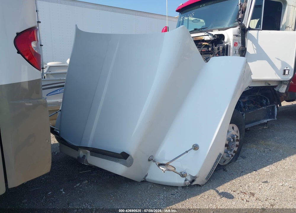 1992 KENWORTH CONSTRUCTION T600 VIN: 1XKAD59X0NJ575291