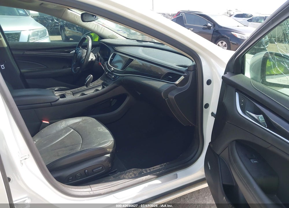 2017 BUICK LACROSSE VIN: 1G4ZR5SS0HU131194