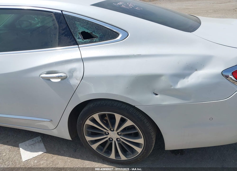 2017 BUICK LACROSSE VIN: 1G4ZR5SS0HU131194