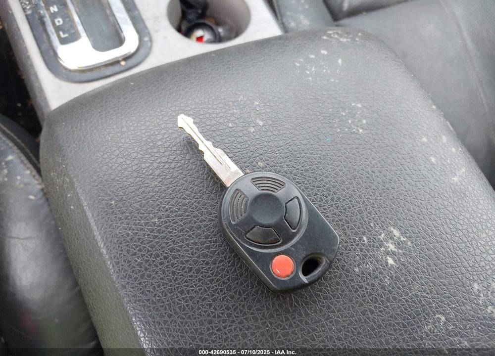 2007 FORD EDGE VIN: 2FMDK49C27BA63945