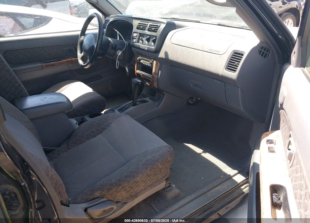 2000 NISSAN XTERRA SE/XE VIN: 5N1ED28T5YC596765