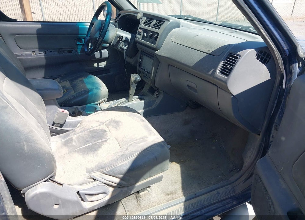 2000 NISSAN FRONTIER SE-V6/XE-V6 VIN: 1N6ED27TXYC378601