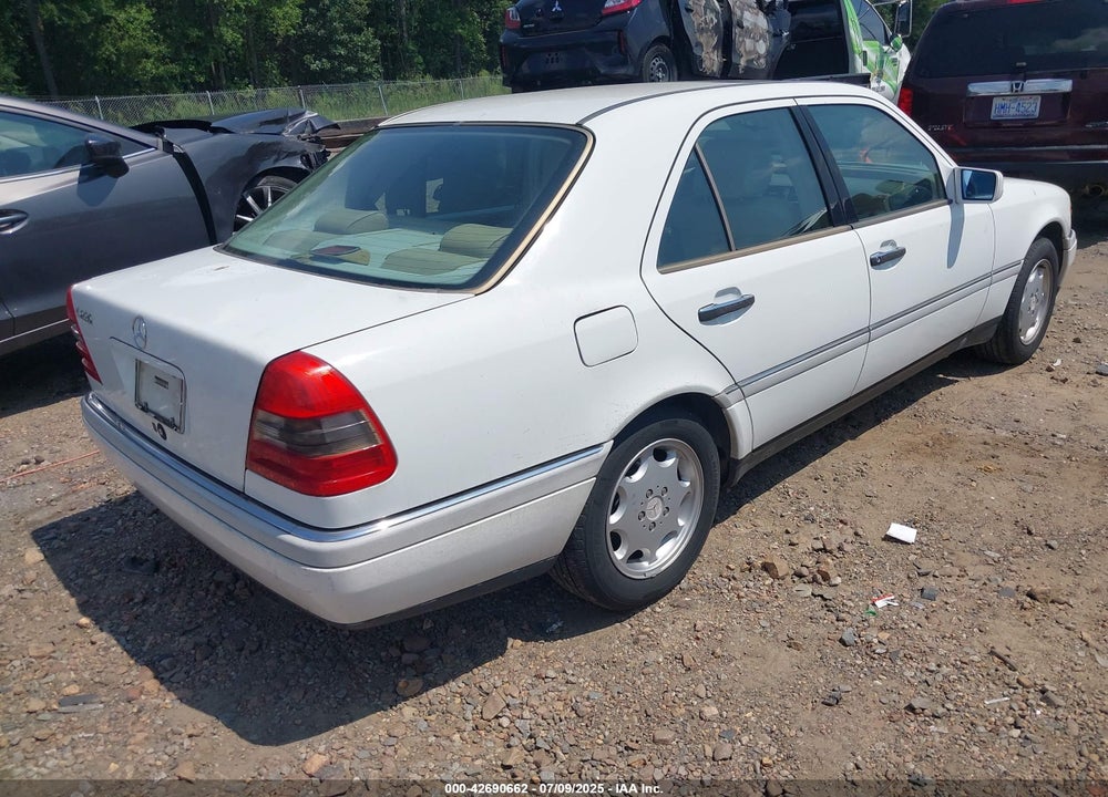 1997 MERCEDES-BENZ C 230 VIN: WDBHA23E2VF504829
