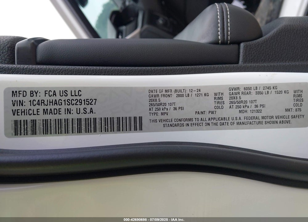 2025 JEEP GRAND CHEROKEE VIN: 1C4RJHAG1SC291527