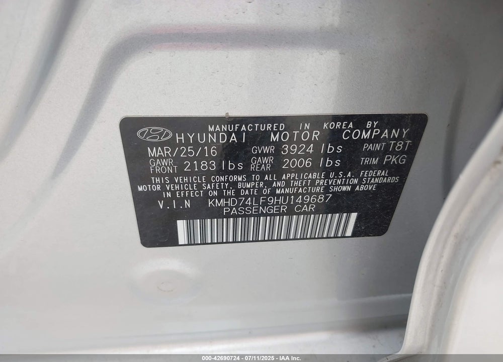 2017 HYUNDAI ELANTRA VIN: KMHD74LF9HU149687