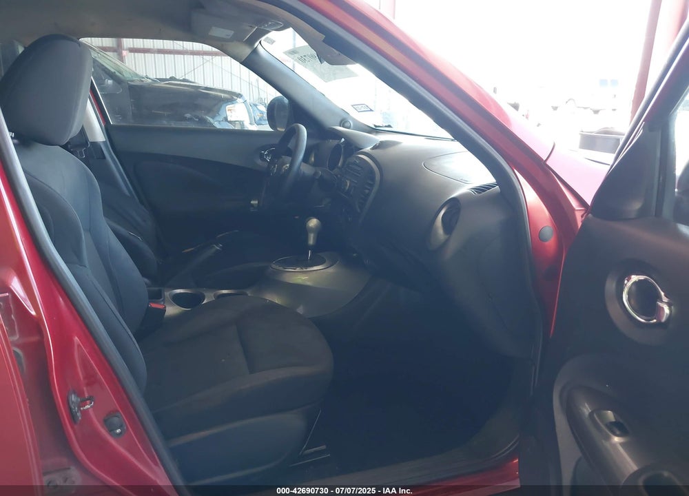 2013 NISSAN JUKE VIN: JN8AF5MR4DT221523