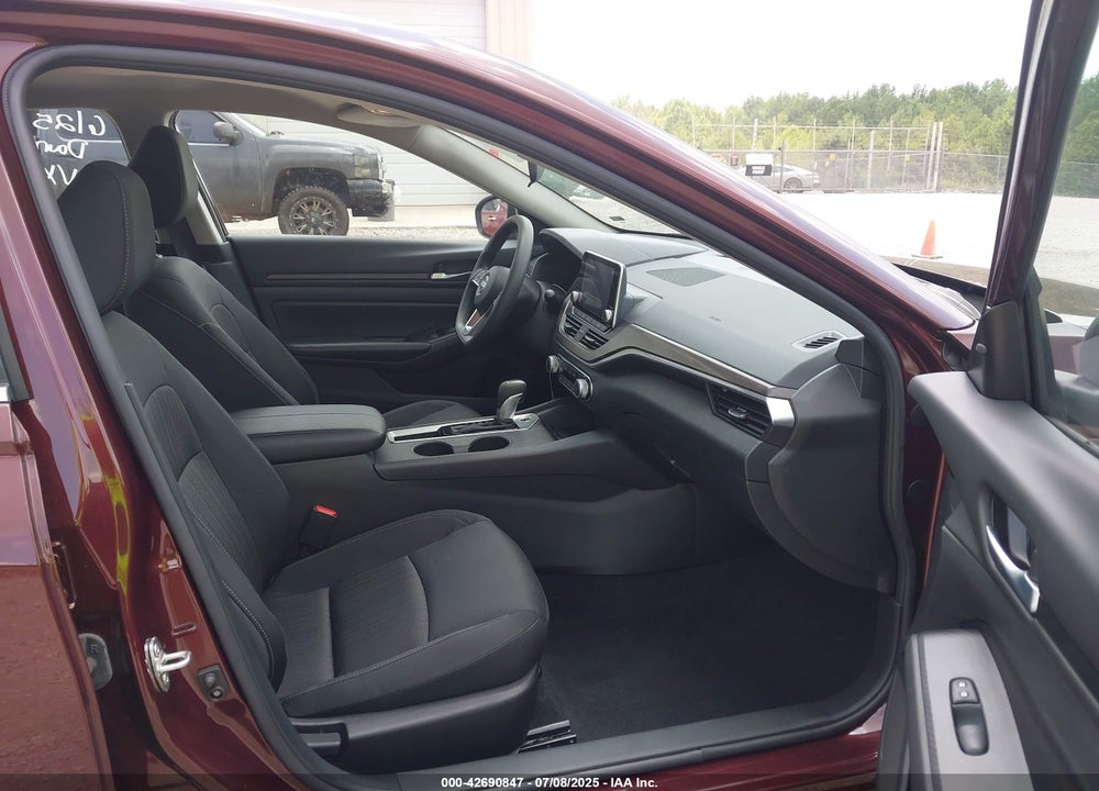 2025 NISSAN ALTIMA VIN: 1N4BL4DV2SN311776