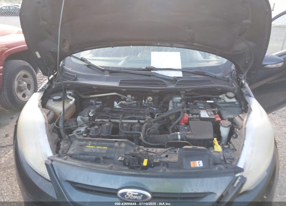 2011 FORD FIESTA VIN: 3FADP4FJXBM205187