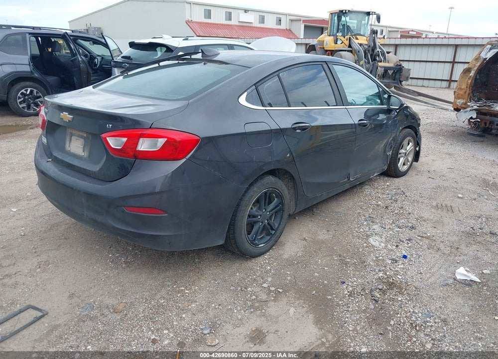 2017 CHEVROLET CRUZE LT AUTO VIN: 1G1BE5SM7H7100762