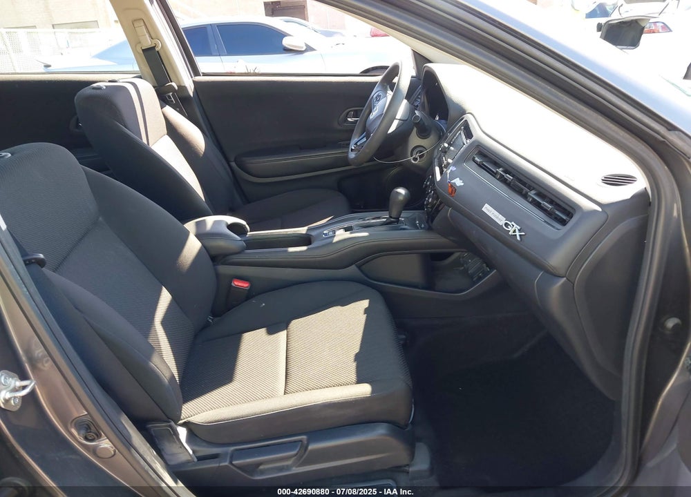 2017 HONDA HR-V VIN: 3CZRU5H33HM703795