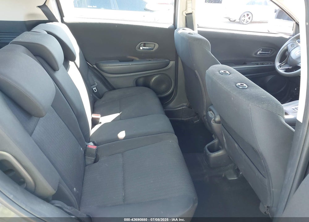 2017 HONDA HR-V VIN: 3CZRU5H33HM703795